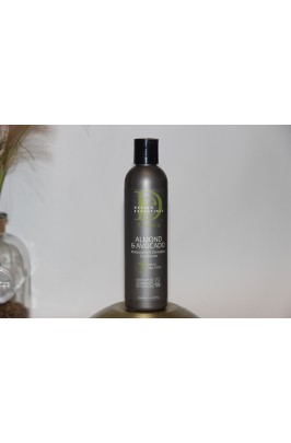 Moisturizing and detangling Conditioner - DESIGN ESSENTIALS